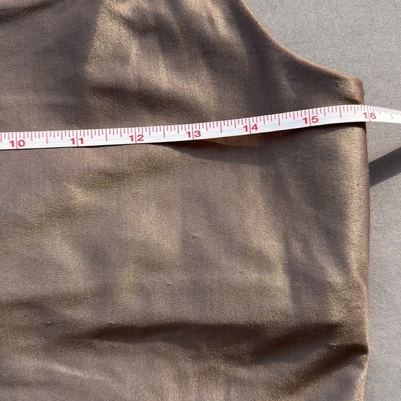 Beyond Yoga Women’s Square neck cropped tank top built in bra Cocoa Brown XL - Picture 5 of 10